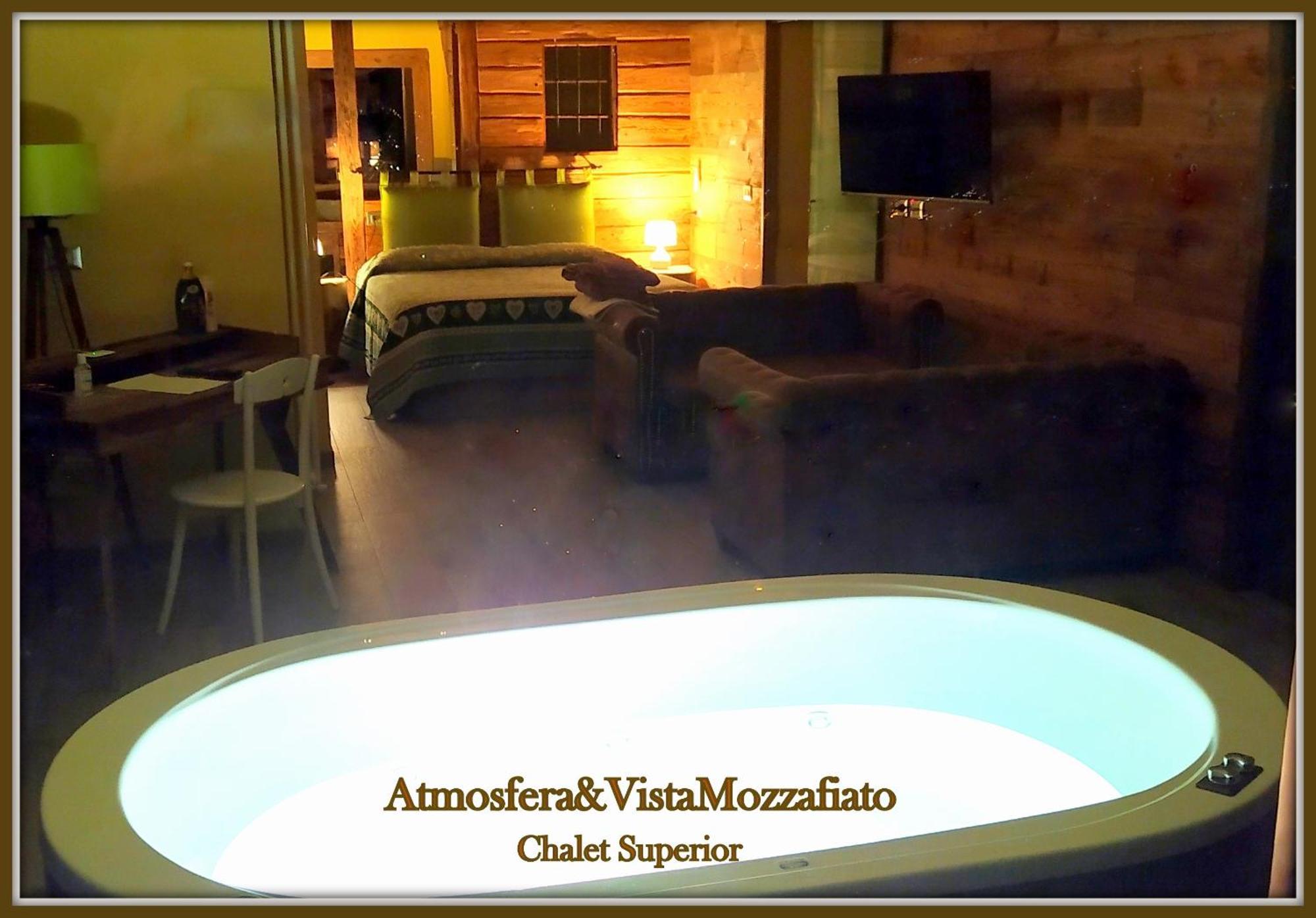 Atmosfera E Vista Mozzafiato Chalets Aosta Ruang foto